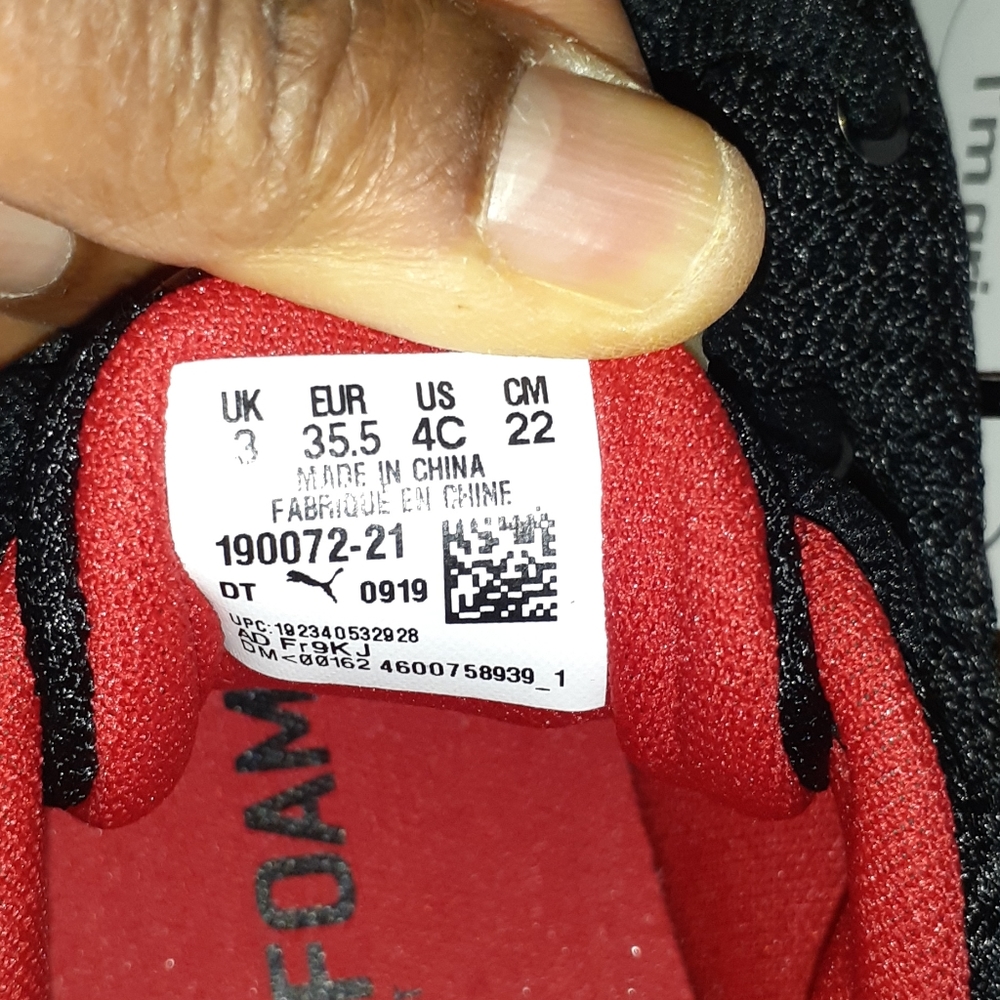 Sneakers - Picture 3 of 3